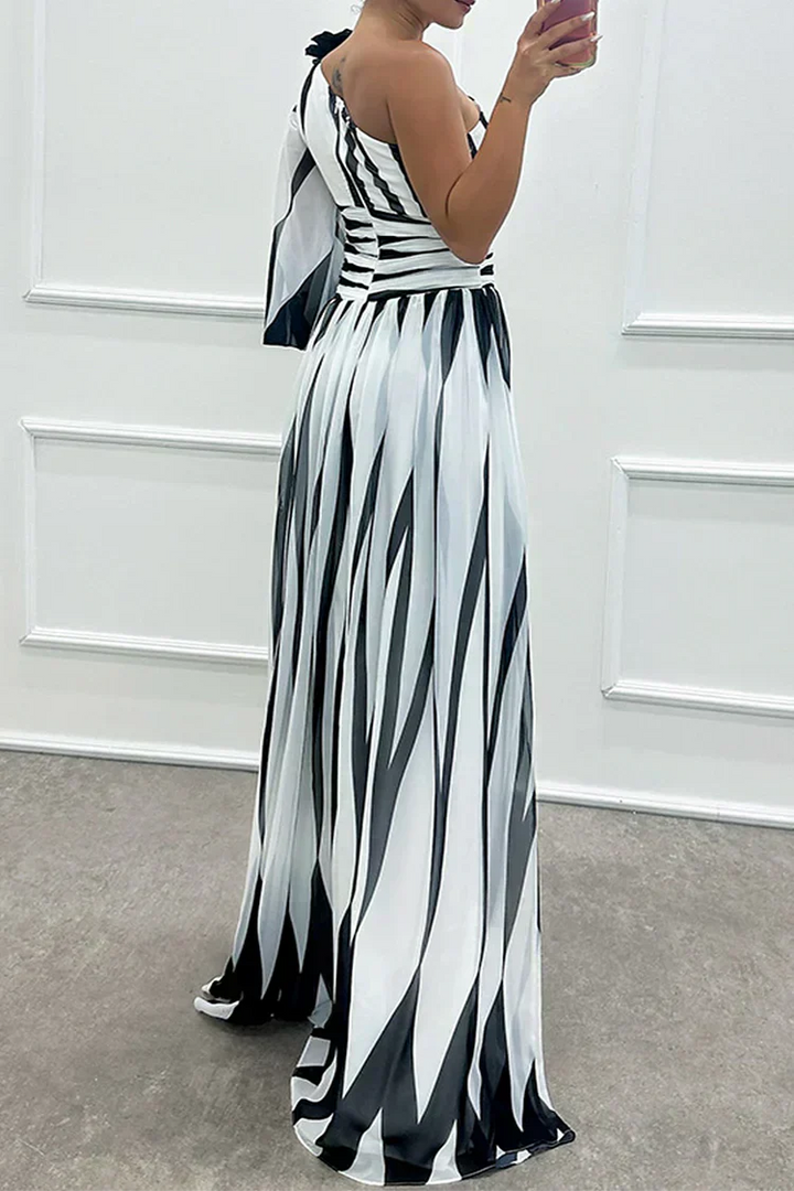 Shiloh - Robe Maxi Élégante Rayée à Une Épaule