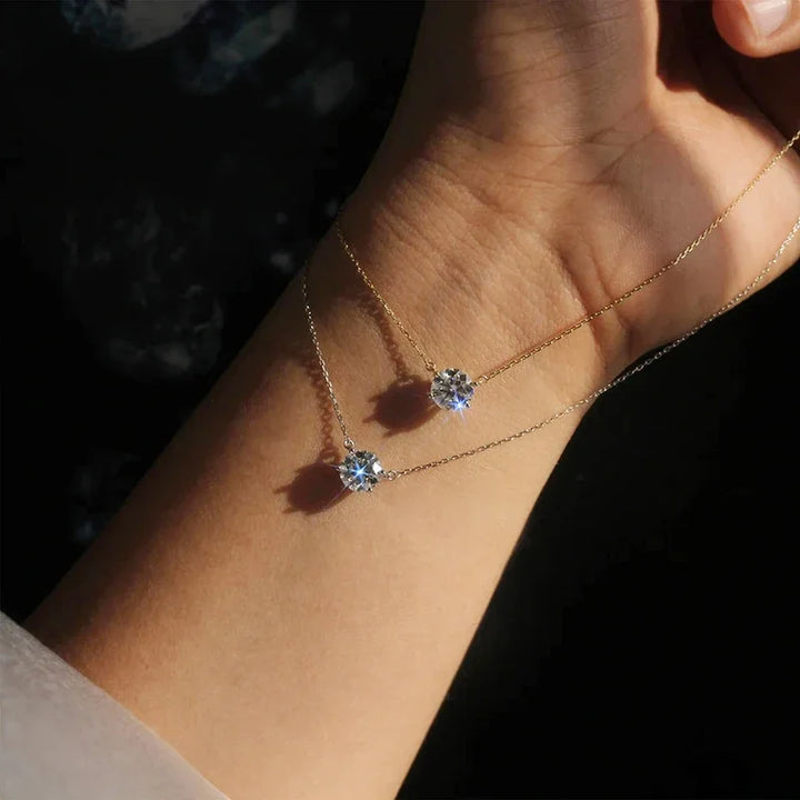 Collier Solitaire Élégant en Cristal